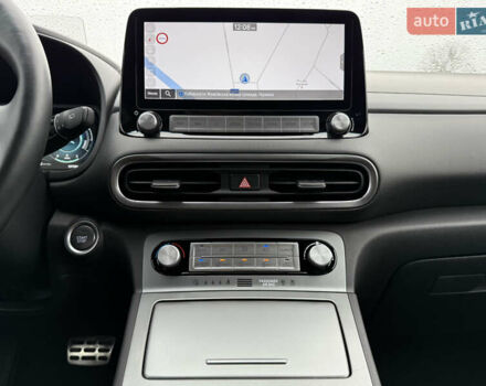 Коричневий Хендай Kona Electric, об'ємом двигуна 0 л та пробігом 59 тис. км за 23400 $, фото 56 на Automoto.ua