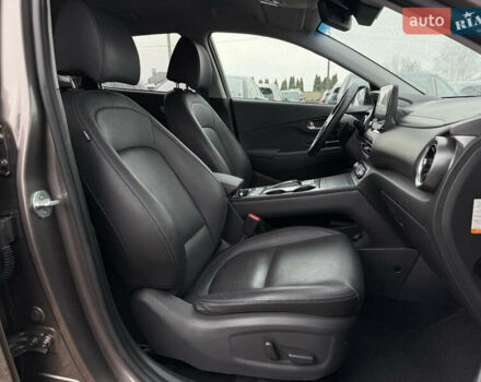 Коричневий Хендай Kona Electric, об'ємом двигуна 0 л та пробігом 59 тис. км за 23400 $, фото 94 на Automoto.ua