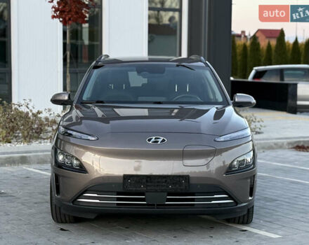 Коричневый Хендай Kona Electric, объемом двигателя 0 л и пробегом 63 тыс. км за 17300 $, фото 1 на Automoto.ua