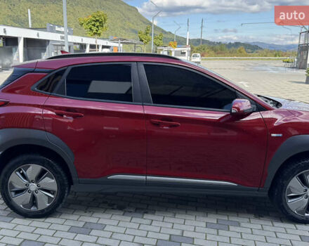 Червоний Хендай Kona Electric, об'ємом двигуна 0 л та пробігом 126 тис. км за 16950 $, фото 4 на Automoto.ua