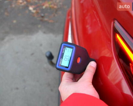 Красный Хендай Kona Electric, объемом двигателя 0 л и пробегом 125 тыс. км за 17500 $, фото 39 на Automoto.ua