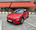 Красный Хендай Kona Electric, объемом двигателя 0 л и пробегом 100 тыс. км за 17900 $, фото 1 на Automoto.ua