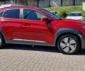 Красный Хендай Kona Electric, объемом двигателя 0 л и пробегом 57 тыс. км за 23799 $, фото 10 на Automoto.ua