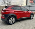 Красный Хендай Kona Electric, объемом двигателя 0 л и пробегом 100 тыс. км за 17900 $, фото 7 на Automoto.ua