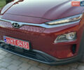 Красный Хендай Kona Electric, объемом двигателя 0 л и пробегом 99 тыс. км за 18350 $, фото 8 на Automoto.ua