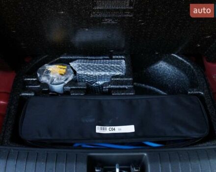 Красный Хендай Kona Electric, объемом двигателя 0 л и пробегом 89 тыс. км за 17950 $, фото 53 на Automoto.ua