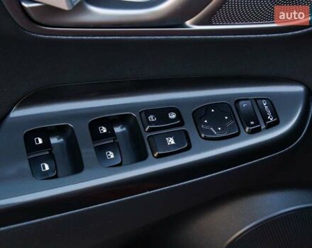 Красный Хендай Kona Electric, объемом двигателя 0 л и пробегом 89 тыс. км за 17950 $, фото 57 на Automoto.ua