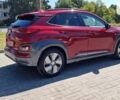 Красный Хендай Kona Electric, объемом двигателя 0 л и пробегом 57 тыс. км за 23799 $, фото 24 на Automoto.ua