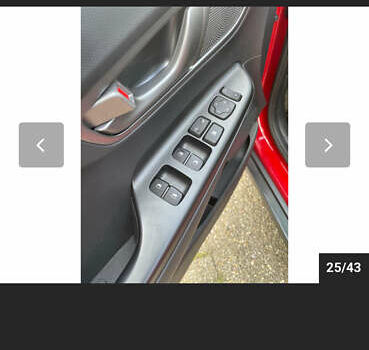 Красный Хендай Kona Electric, объемом двигателя 0 л и пробегом 100 тыс. км за 17900 $, фото 72 на Automoto.ua