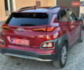 Красный Хендай Kona Electric, объемом двигателя 0 л и пробегом 99 тыс. км за 18350 $, фото 2 на Automoto.ua