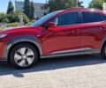 Красный Хендай Kona Electric, объемом двигателя 0 л и пробегом 57 тыс. км за 23799 $, фото 25 на Automoto.ua