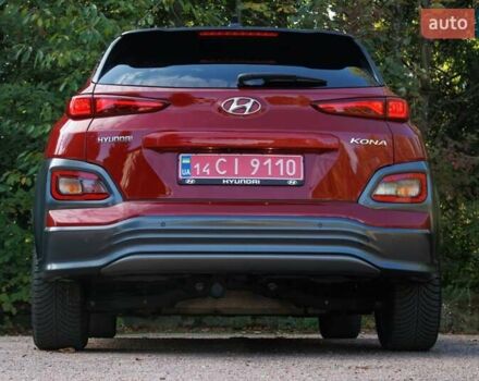 Красный Хендай Kona Electric, объемом двигателя 0 л и пробегом 89 тыс. км за 17950 $, фото 18 на Automoto.ua