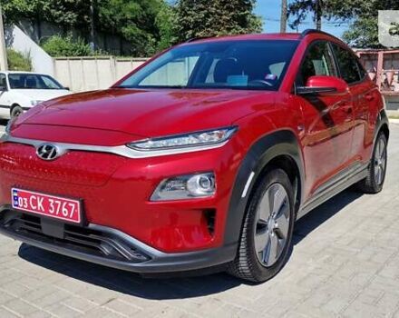 Красный Хендай Kona Electric, объемом двигателя 0 л и пробегом 57 тыс. км за 23799 $, фото 12 на Automoto.ua