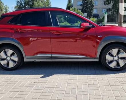 Красный Хендай Kona Electric, объемом двигателя 0 л и пробегом 57 тыс. км за 23799 $, фото 18 на Automoto.ua