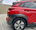 Красный Хендай Kona Electric, объемом двигателя 0 л и пробегом 100 тыс. км за 17900 $, фото 19 на Automoto.ua