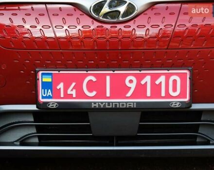 Красный Хендай Kona Electric, объемом двигателя 0 л и пробегом 89 тыс. км за 17950 $, фото 32 на Automoto.ua