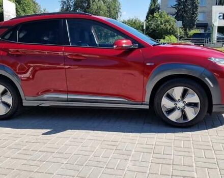 Красный Хендай Kona Electric, объемом двигателя 0 л и пробегом 57 тыс. км за 23799 $, фото 15 на Automoto.ua