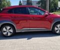 Красный Хендай Kona Electric, объемом двигателя 0 л и пробегом 57 тыс. км за 23799 $, фото 17 на Automoto.ua