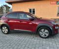 Красный Хендай Kona Electric, объемом двигателя 0 л и пробегом 99 тыс. км за 18350 $, фото 5 на Automoto.ua