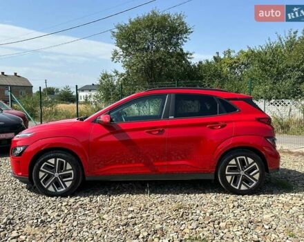 Красный Хендай Kona Electric, объемом двигателя 0 л и пробегом 113 тыс. км за 19900 $, фото 18 на Automoto.ua
