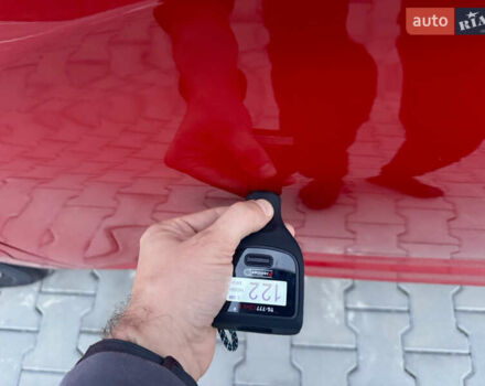 Красный Хендай Kona Electric, объемом двигателя 0 л и пробегом 161 тыс. км за 17999 $, фото 72 на Automoto.ua