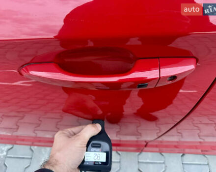 Красный Хендай Kona Electric, объемом двигателя 0 л и пробегом 161 тыс. км за 17999 $, фото 71 на Automoto.ua