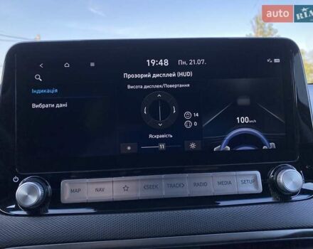 Красный Хендай Kona Electric, объемом двигателя 0 л и пробегом 105 тыс. км за 20200 $, фото 53 на Automoto.ua