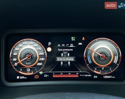 Красный Хендай Kona Electric, объемом двигателя 0 л и пробегом 105 тыс. км за 20200 $, фото 56 на Automoto.ua