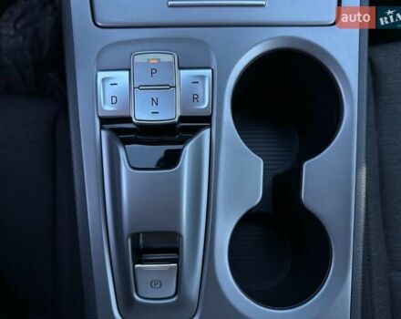 Красный Хендай Kona Electric, объемом двигателя 0 л и пробегом 86 тыс. км за 20600 $, фото 42 на Automoto.ua