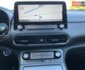 Красный Хендай Kona Electric, объемом двигателя 0 л и пробегом 105 тыс. км за 20200 $, фото 39 на Automoto.ua