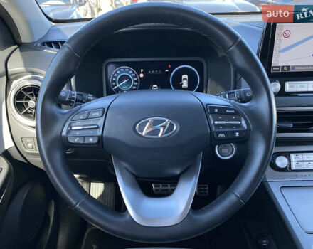 Червоний Хендай Kona Electric, об'ємом двигуна 0 л та пробігом 52 тис. км за 23200 $, фото 43 на Automoto.ua