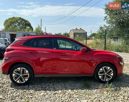 Красный Хендай Kona Electric, объемом двигателя 0 л и пробегом 113 тыс. км за 19900 $, фото 22 на Automoto.ua