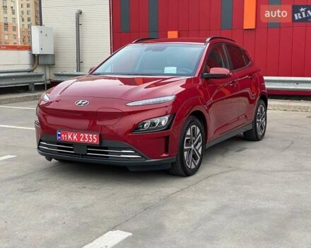 Красный Хендай Kona Electric, объемом двигателя 0 л и пробегом 67 тыс. км за 19999 $, фото 4 на Automoto.ua
