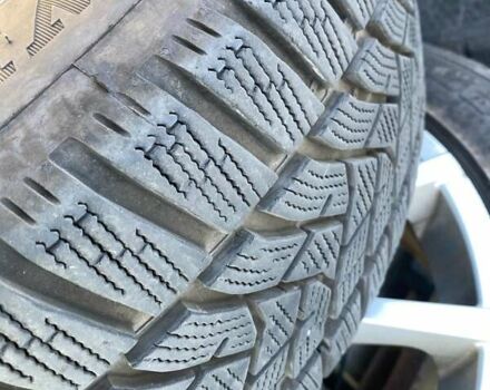 Красный Хендай Kona Electric, объемом двигателя 0 л и пробегом 86 тыс. км за 20600 $, фото 20 на Automoto.ua