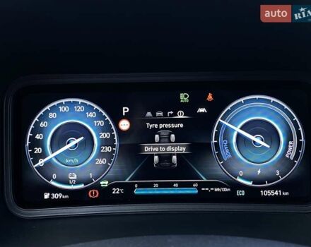 Красный Хендай Kona Electric, объемом двигателя 0 л и пробегом 105 тыс. км за 20500 $, фото 57 на Automoto.ua