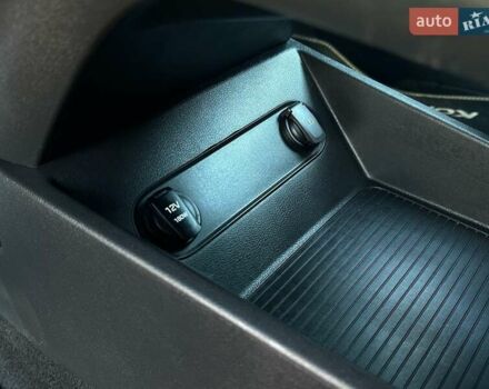 Красный Хендай Kona Electric, объемом двигателя 0 л и пробегом 86 тыс. км за 20600 $, фото 45 на Automoto.ua