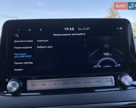 Красный Хендай Kona Electric, объемом двигателя 0 л и пробегом 105 тыс. км за 20200 $, фото 52 на Automoto.ua