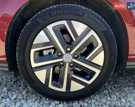 Червоний Хендай Kona Electric, об'ємом двигуна 0 л та пробігом 52 тис. км за 23200 $, фото 28 на Automoto.ua