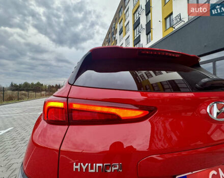 Красный Хендай Kona Electric, объемом двигателя 0 л и пробегом 161 тыс. км за 17999 $, фото 9 на Automoto.ua