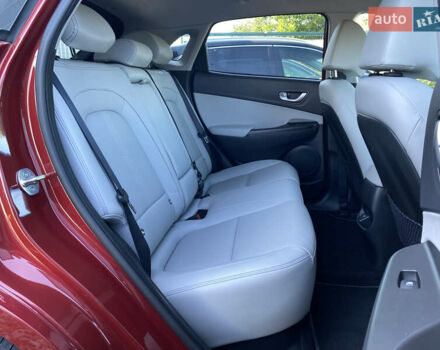 Червоний Хендай Kona Electric, об'ємом двигуна 0 л та пробігом 52 тис. км за 23200 $, фото 88 на Automoto.ua