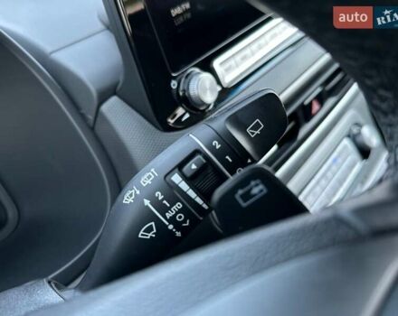 Красный Хендай Kona Electric, объемом двигателя 0 л и пробегом 113 тыс. км за 19900 $, фото 43 на Automoto.ua