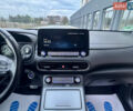 Красный Хендай Kona Electric, объемом двигателя 0 л и пробегом 161 тыс. км за 17999 $, фото 34 на Automoto.ua