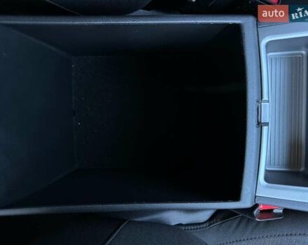 Красный Хендай Kona Electric, объемом двигателя 0 л и пробегом 86 тыс. км за 20600 $, фото 43 на Automoto.ua