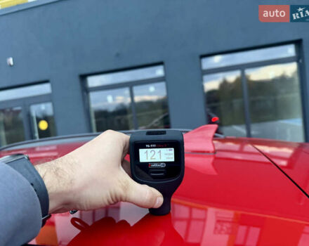 Красный Хендай Kona Electric, объемом двигателя 0 л и пробегом 161 тыс. км за 17999 $, фото 67 на Automoto.ua