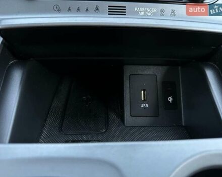 Красный Хендай Kona Electric, объемом двигателя 0 л и пробегом 113 тыс. км за 19900 $, фото 54 на Automoto.ua