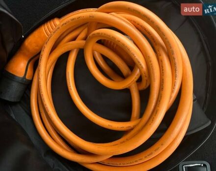 Красный Хендай Kona Electric, объемом двигателя 0 л и пробегом 86 тыс. км за 20600 $, фото 57 на Automoto.ua