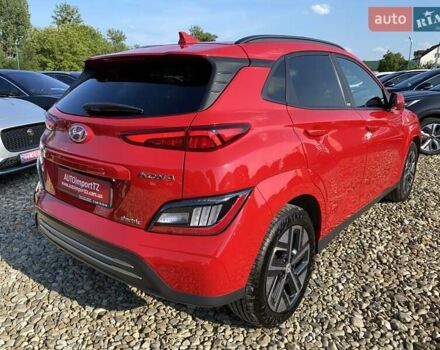 Красный Хендай Kona Electric, объемом двигателя 0 л и пробегом 105 тыс. км за 20200 $, фото 16 на Automoto.ua