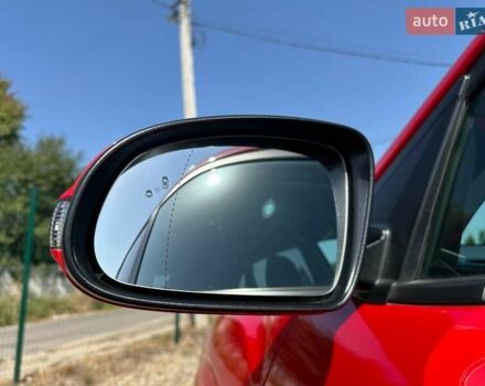 Красный Хендай Kona Electric, объемом двигателя 0 л и пробегом 113 тыс. км за 19900 $, фото 6 на Automoto.ua