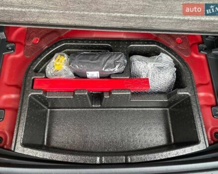 Красный Хендай Kona Electric, объемом двигателя 0 л и пробегом 67 тыс. км за 19999 $, фото 26 на Automoto.ua