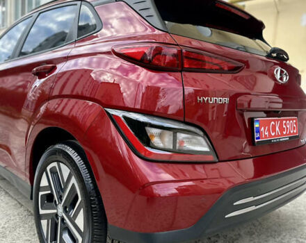 Красный Хендай Kona Electric, объемом двигателя 0 л и пробегом 84 тыс. км за 16950 $, фото 70 на Automoto.ua